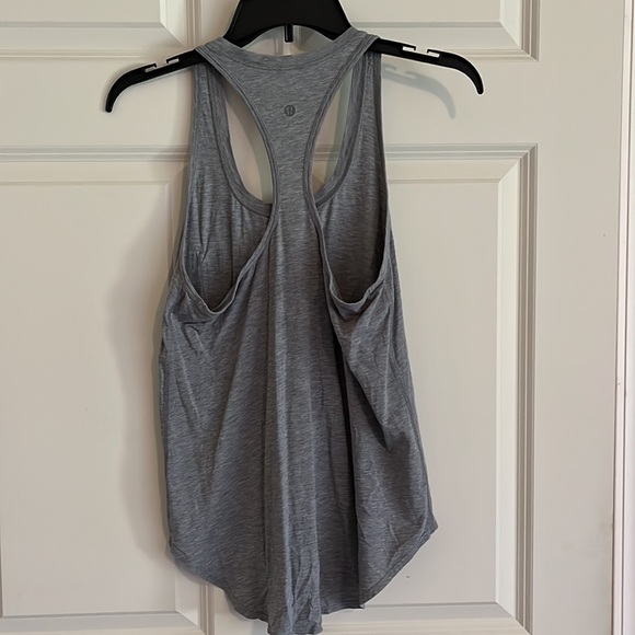 Lululemon pocket tank, heathered grey, size 6 - Picture 2 of 3